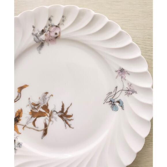 Plate-Salad-Vintage Haviland & Co.-Replacement-Floral Pattern-8 in - Picture 3 of 7